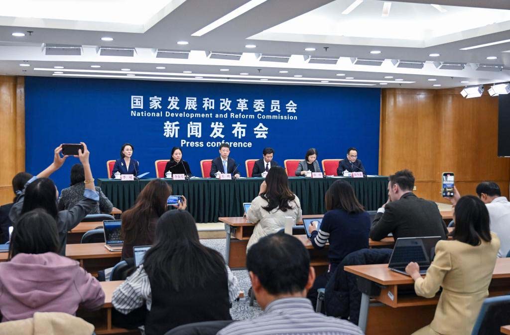 國家發展改革委舉行專題新聞發佈會 介紹進一步促進民間投資發展有關情況