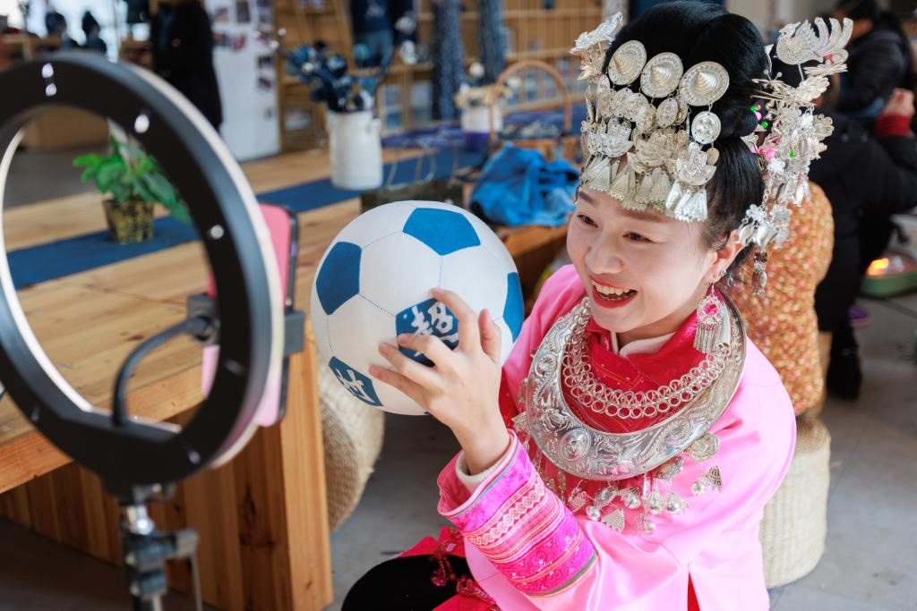 1751254069803239.jpg 2.jpg