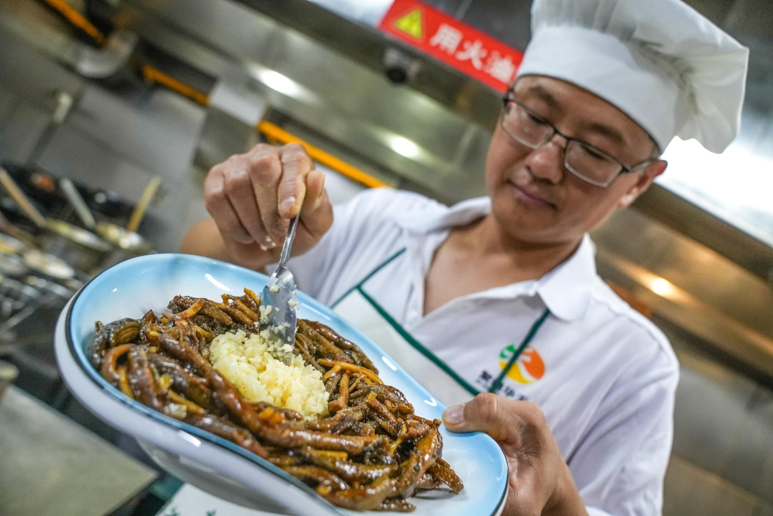 1753953073749569.jpg 880.jpg