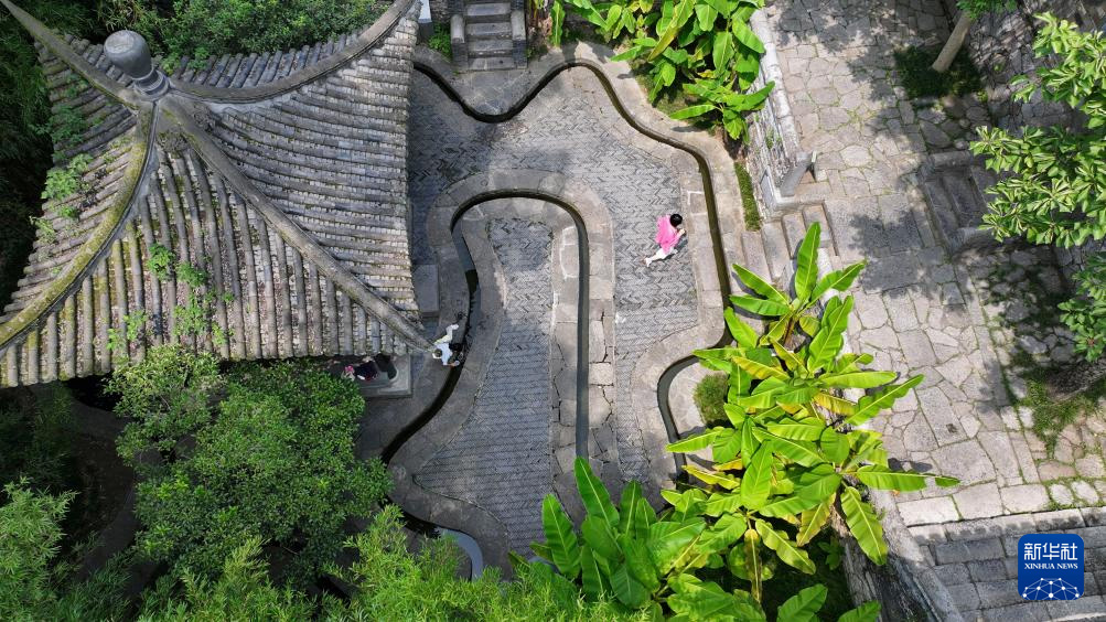 1754614598692070.jpg 4.jpg