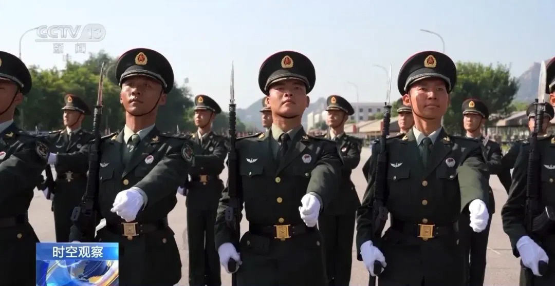 1755769528644460.jpg 541.jpg