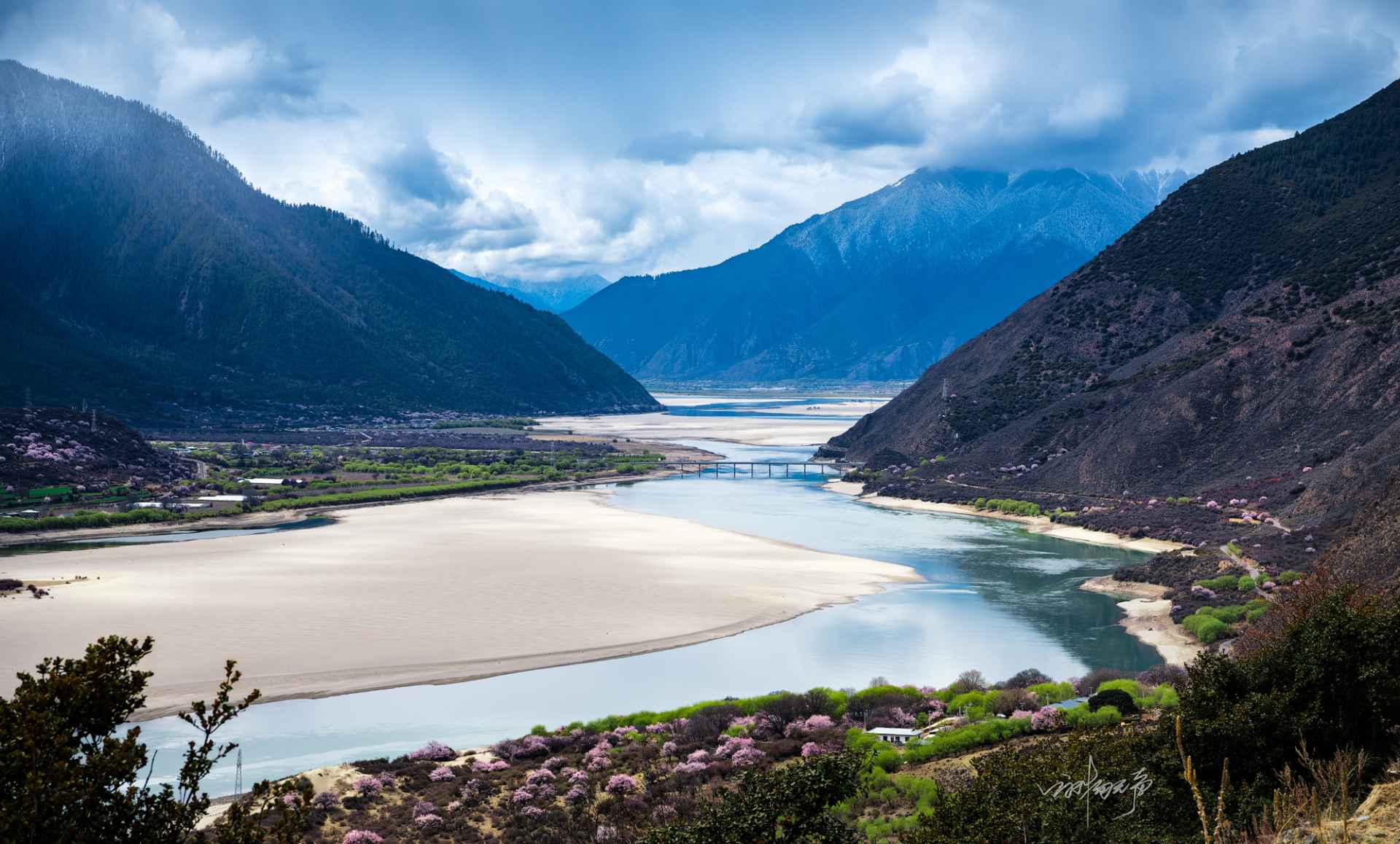 1756970144398414.jpg 旅游2.jpg