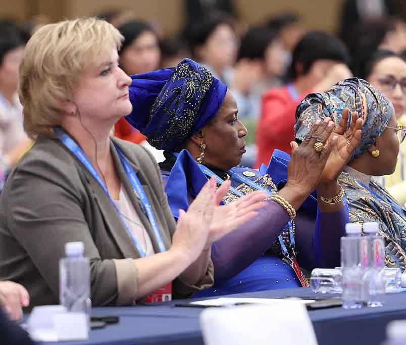 1760489039553796.jpg 2.jpg